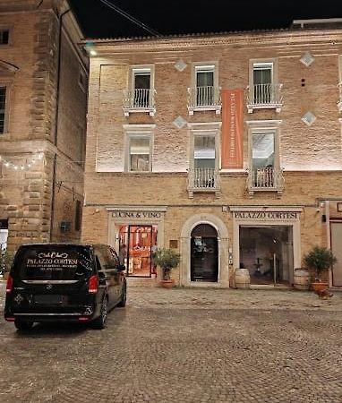 Palazzo Cortesi Ματσεράτα Εξωτερικό φωτογραφία
