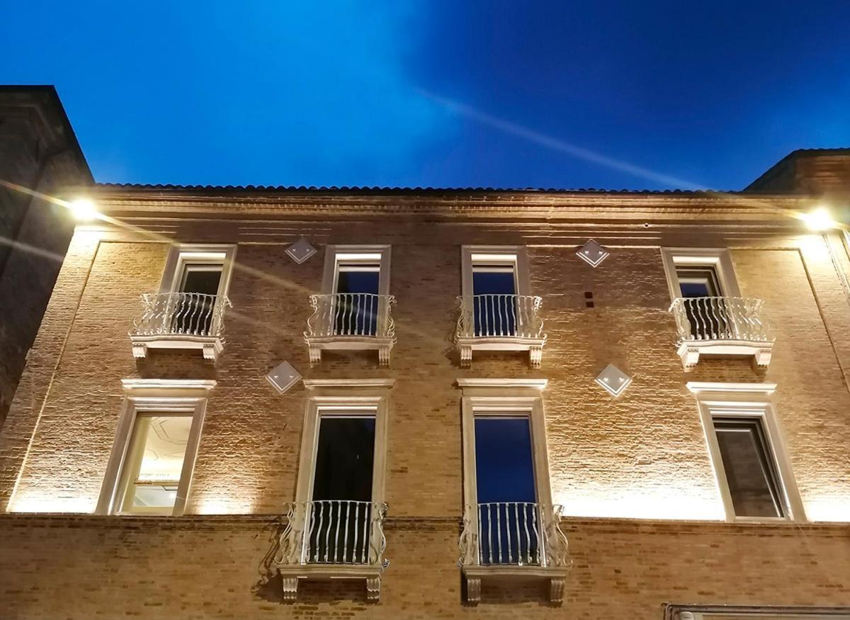 Palazzo Cortesi Ματσεράτα Εξωτερικό φωτογραφία